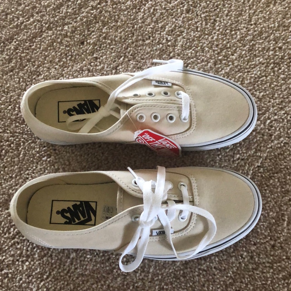 NEVER BEFORE WORN VANS